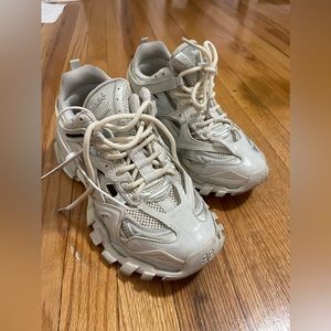 Balenciaga Paris Runners